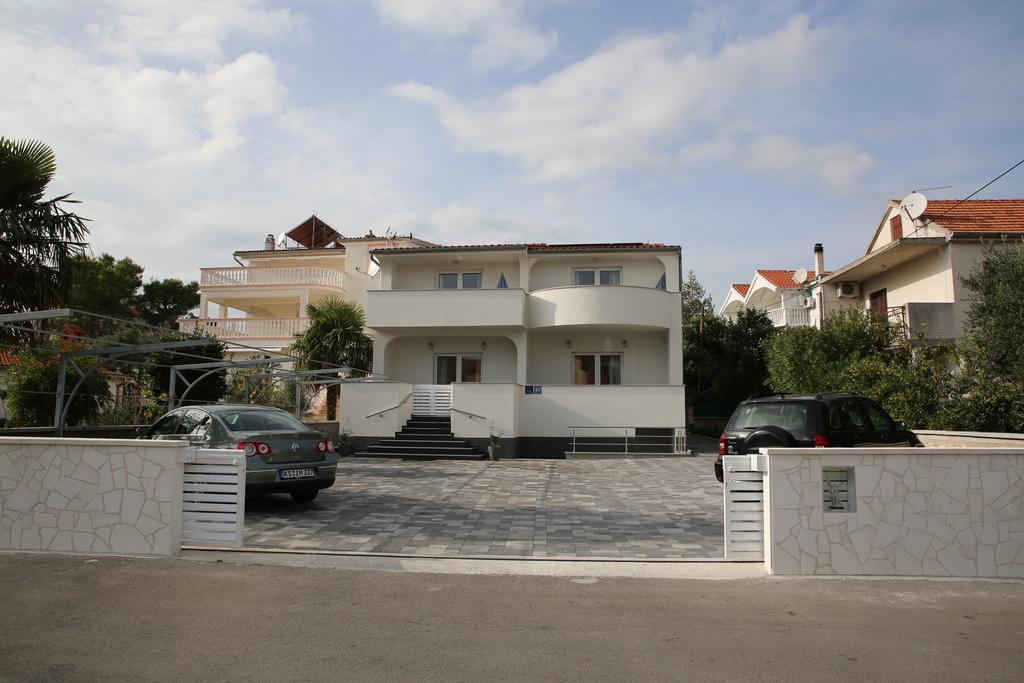 Apartments Gabrijel Vodice Esterno foto