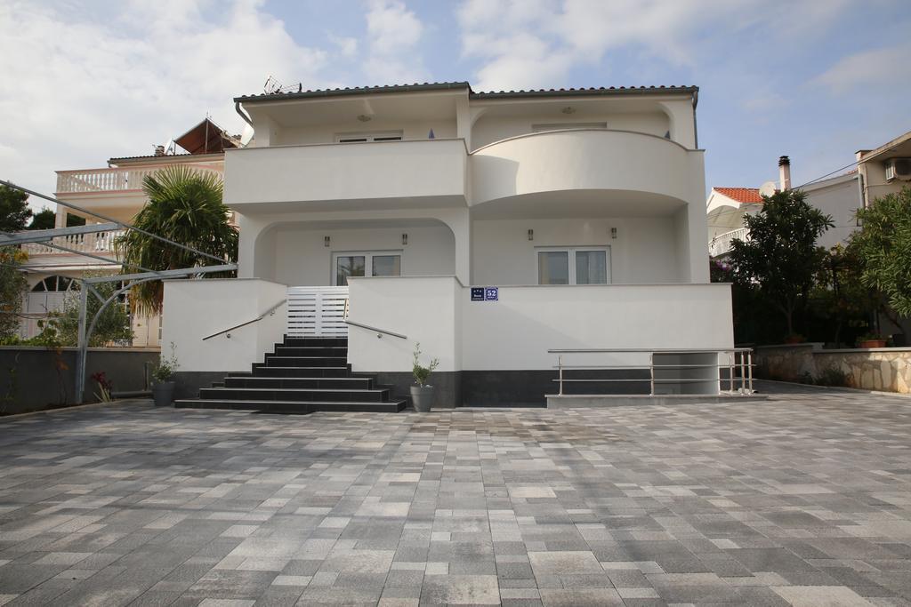 Apartments Gabrijel Vodice Esterno foto